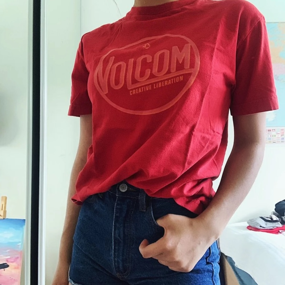 Volcom shirt
